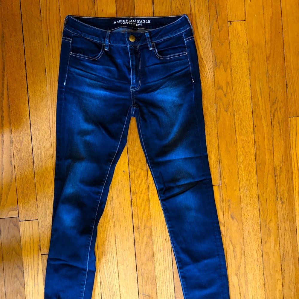 American Eagle, super stretch, size 8 dark denim